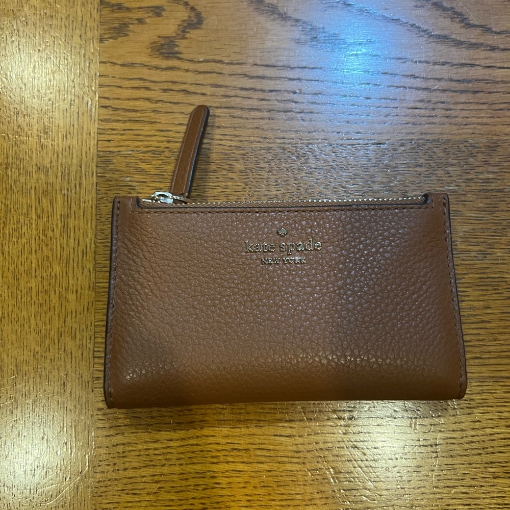 Kate Spade Slim Bifold Wallet